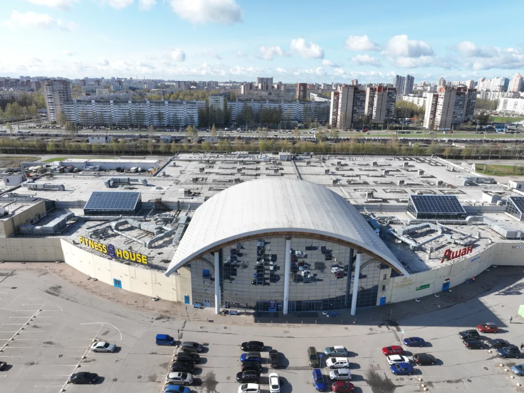 Торгово-развлекательный центр Парк Хаус в Санкт-Петербурге
